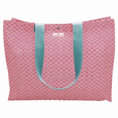 Shopper Nancy, Red