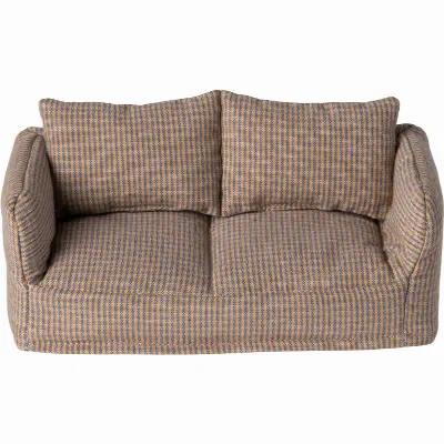 Couch, Mouse