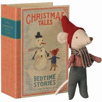 Christmas mouse, Baby in book