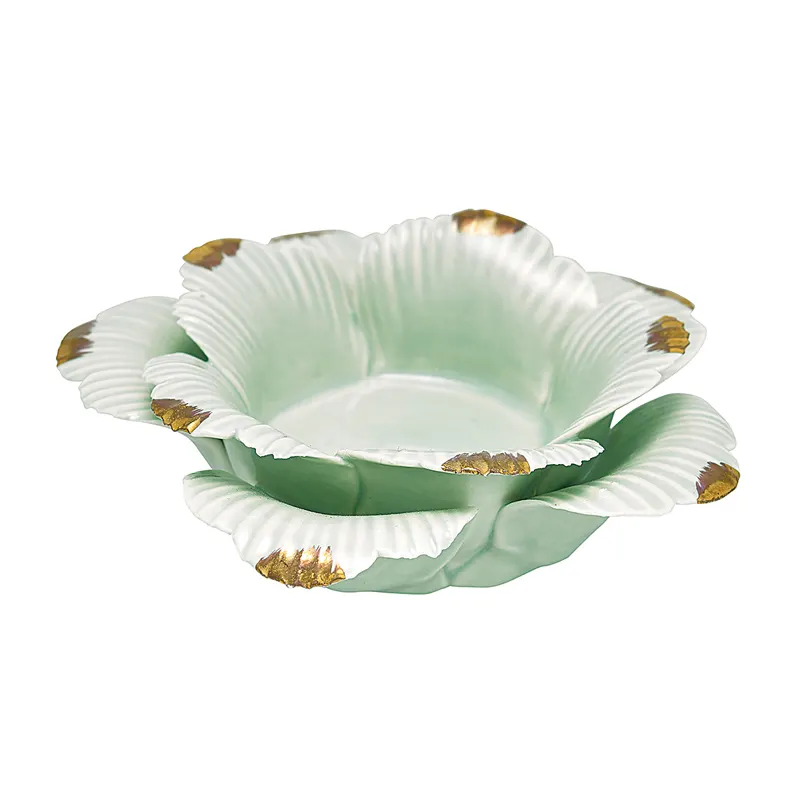 Flower candleholder w/gold, Pale green