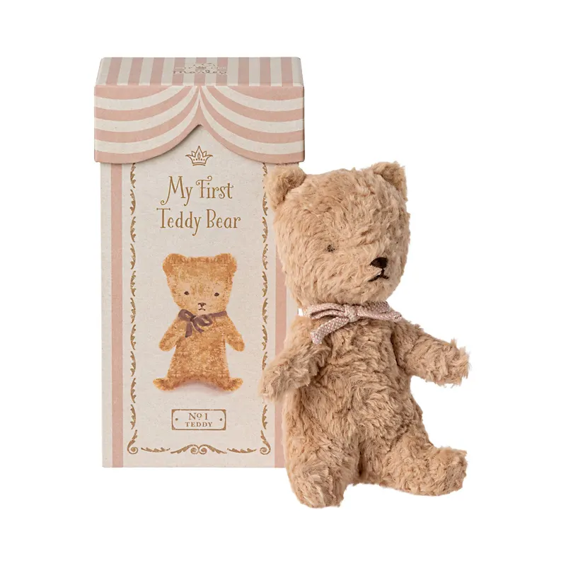 My first teddy , Powder