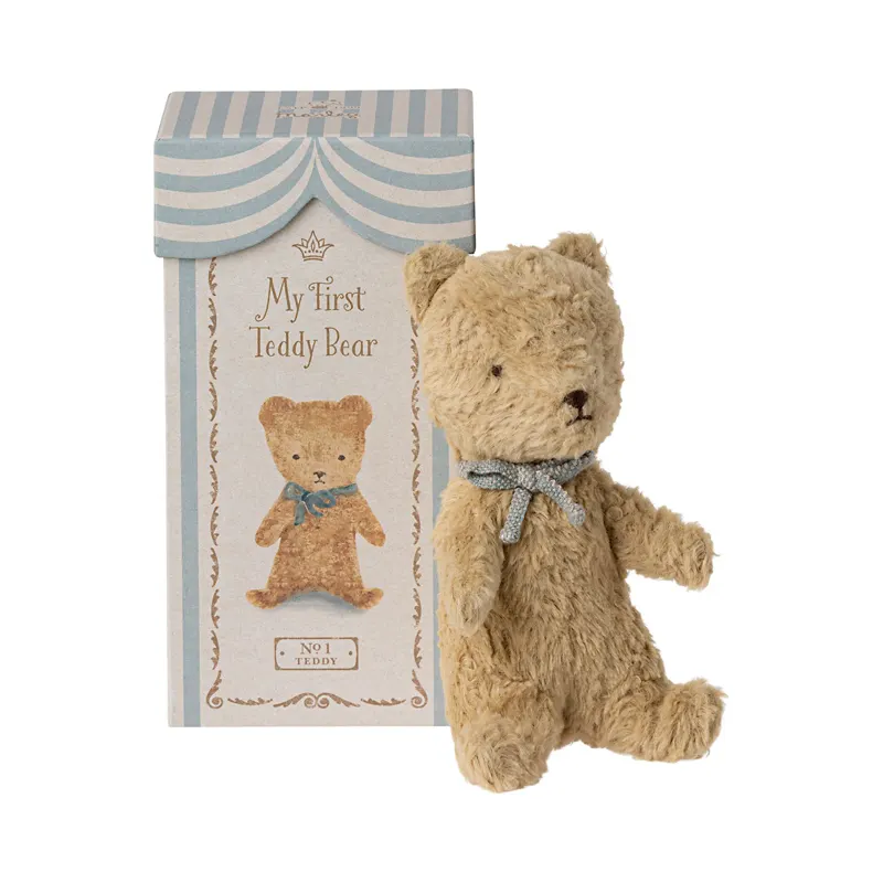 My first teddy , Sand