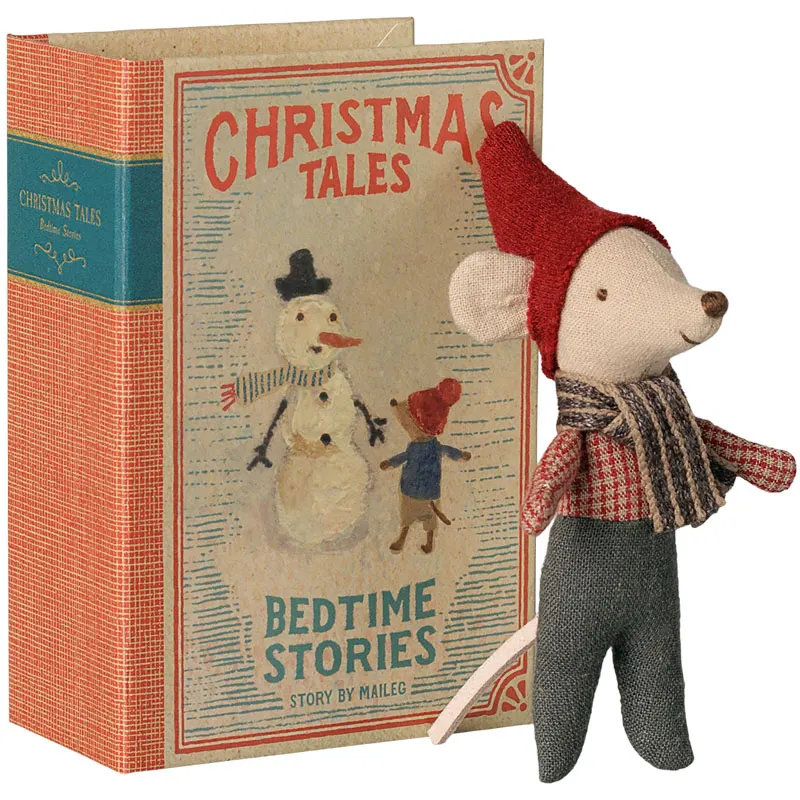 Christmas mouse, Baby in book